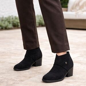 Eileen Fisher Black Suede Wrap Ankle Booties Block Heel | Size 5